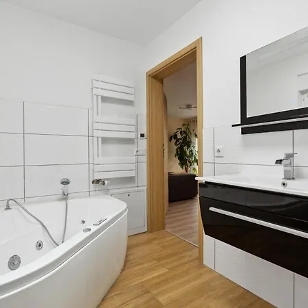 Holiday home In Krimderode Mit Grill, Whirlpool Und Terrasse Nordhausen