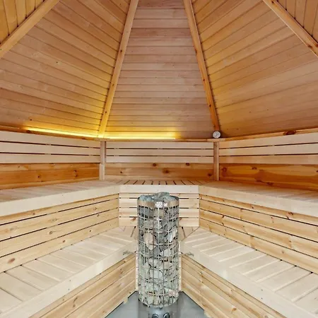 In Krimderode Mit Grill, Whirlpool Und Terrasse  *