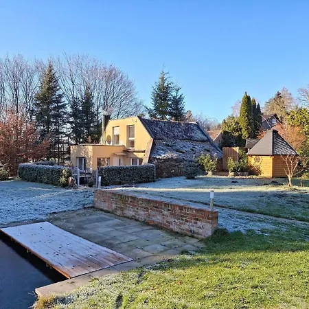 In Krimderode Mit Grill, Whirlpool Und Terrasse  Nordhausen